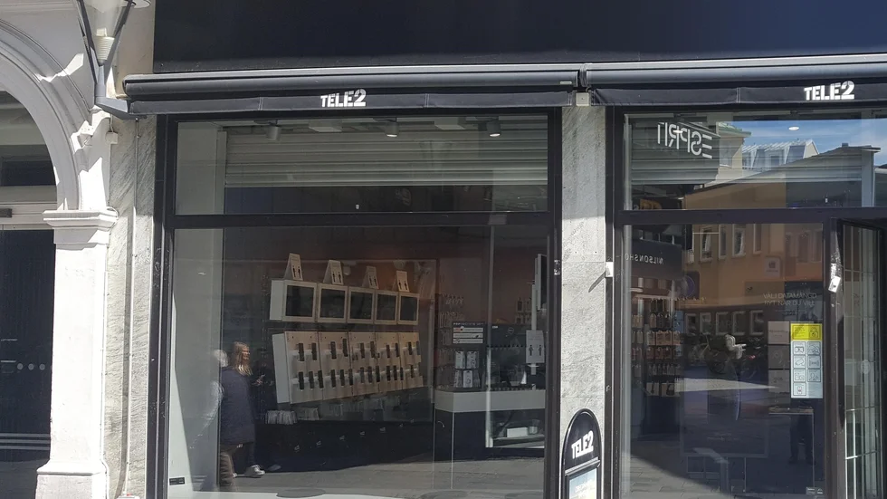 Tele2 ska stänga sin butik i Linköping. 