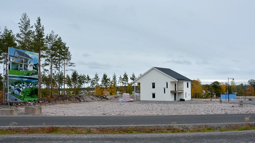 Under byggnationen av villaområdet på Ekhagen hamnade Kanonaden i ett vägskäl. Placera avloppshanteringen vid en tomtgräns och orsaka störningar, eller bygga på otillåten naturmark? Arkivbild. 