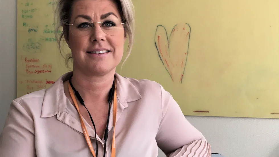 Rektor Jenny Sajjadi hoppas kartläggningen ska ge svar på vem eller vilka som ligger bakom stenkastningen i Skärblacka.