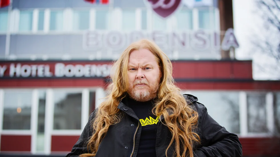 Mattias Alkbergs "Bodensia" är som "en nedtonad rockopera om rymden" enligt TT:s recensent.