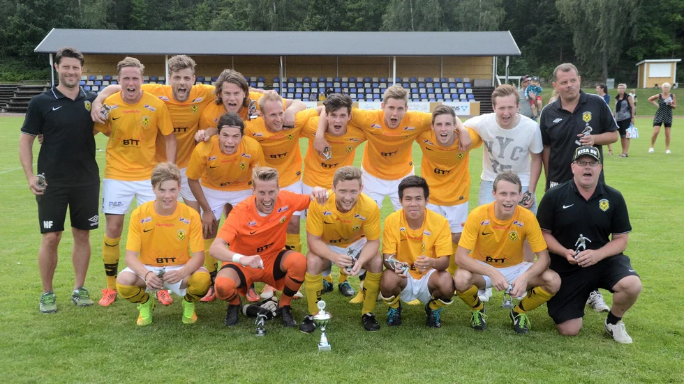 Sju spelare från det här KBK-laget 2014 tar plats i våra drömelvor: Peter Nilsson, Rasmus Bexell, Jonas Lönning, Robin Thuresson, Simon Scott, Emil Blixt och Frithiof Djerf.