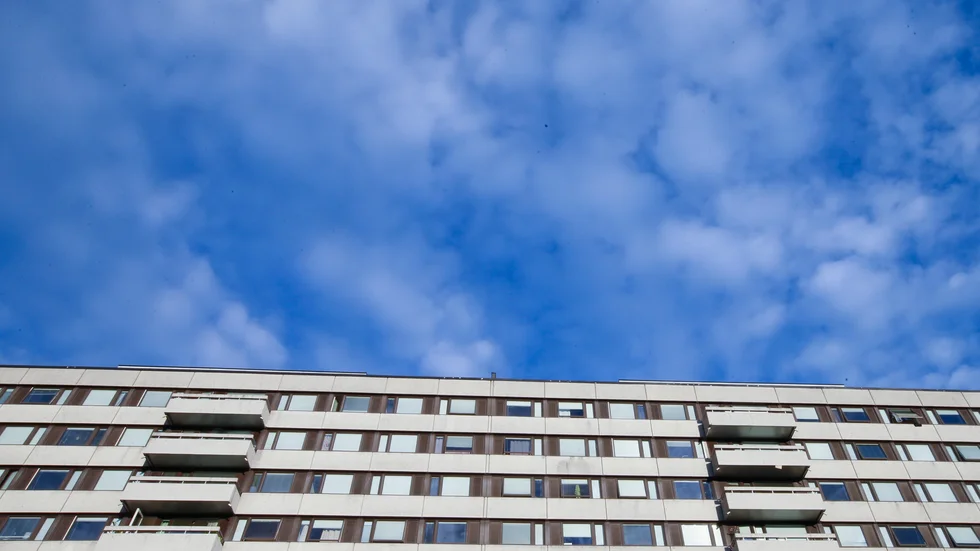 Vi säljer inte mark där det ska byggas höghus, skriver fem representanter för Nåntuna backe samfällighetsförenings styrelse.