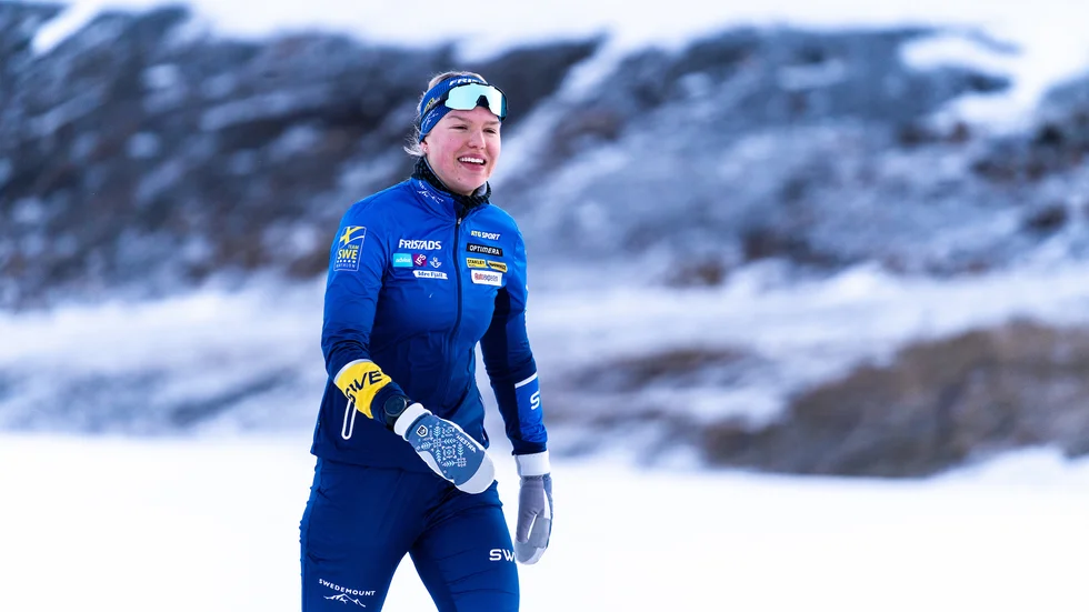 Amanda Lundström siktar på A-landslaget i skidskytte. Och Bodentjejen gillar Stina Nilsson grenbyte. "Det händer mycket i skidskytte och det känns som det är på uppgång", säger Lundström.