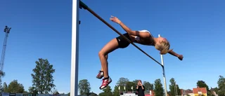 SM eller inte? Evelina får tävla, Jonatan jobbar extra