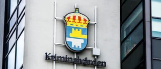 Anställd vid frivården sökte information om dömda