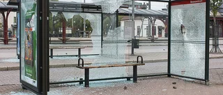 Glaskross för 30 000 vid Läggesta station