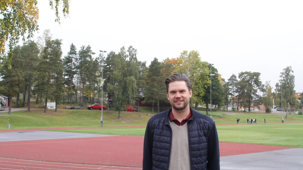 Anders Pense tackar för sig efter fyra säsonger med Viljans A-lag i fotboll. Det lutar åt ett sabbatsår.