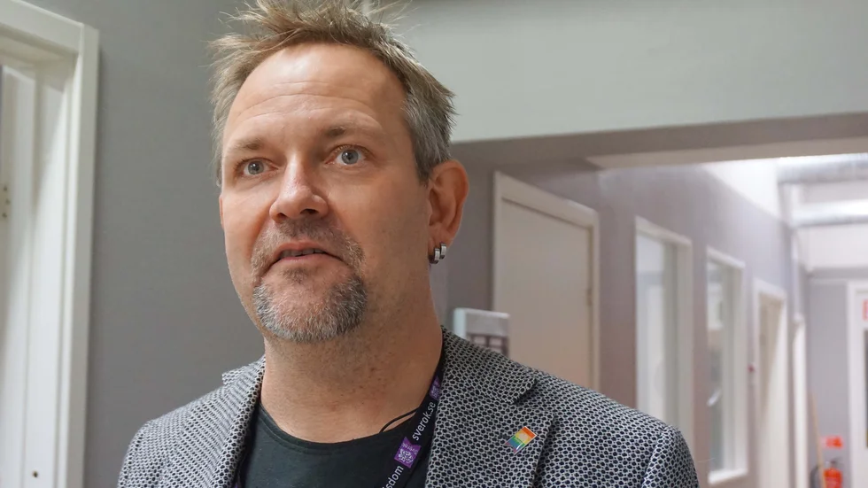Fredrik Lindström (L).