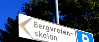 (M) svarar: Vad är det egentligen för fel på stora skolor? 