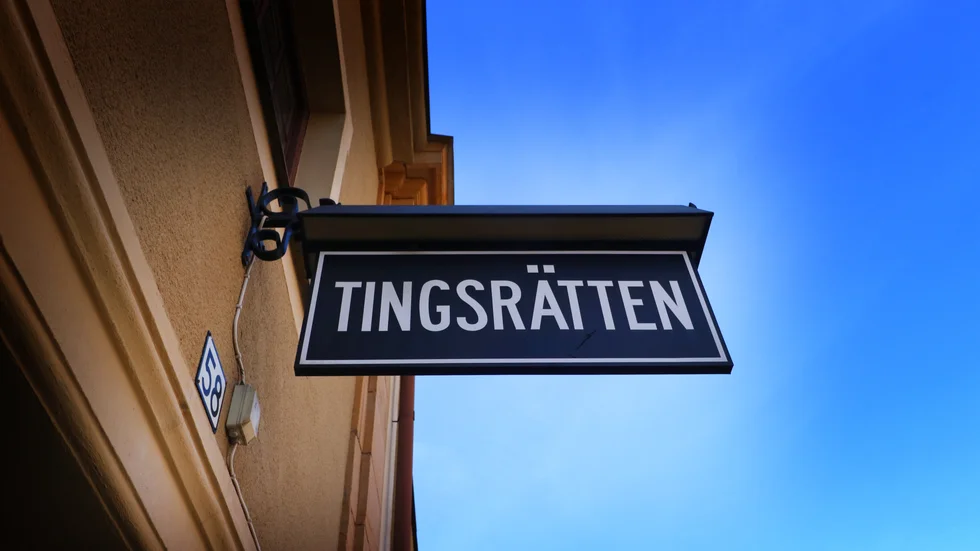 Norrköpings tingsrätt dömer den 33-årige mannen för misshandel mot sitt nekande. 