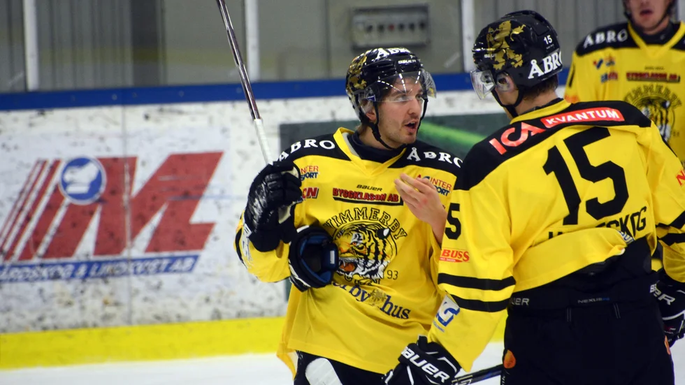 Jacob Isaksson, t v, kommer inte spela i Kallinge/Ronneby.