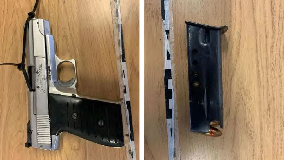 Den 43-årige mannen åkte omkring med denna pistol. 