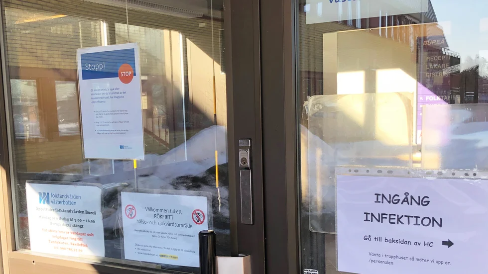Skippar att ta ut avgiften för sena avbokningar. 