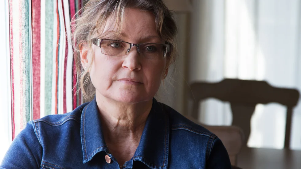 Samtidigt som Christina Karlsson (MP) lämnar alla sina politiska uppdrag riktar hon kritik mot hur Kindapolitiken fungerar.