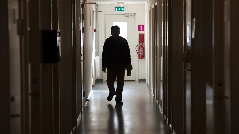 Avtal med Migrationsverket om mottagande av nyanlända bör enbart tecknas frivilligt, menar länets sverigedemokrater.