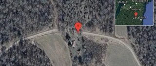 Fallna träd skapar problem i trafiken