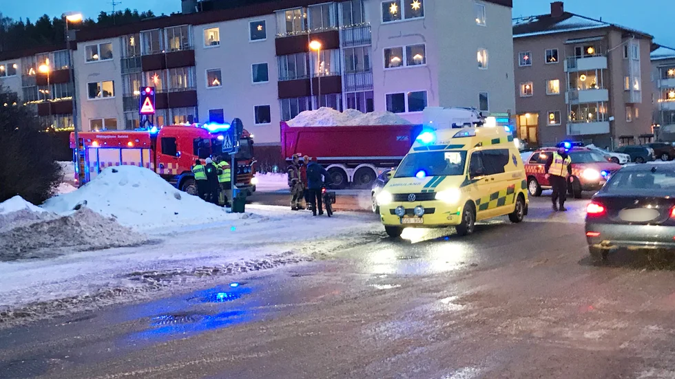 Olyckan inträffade strax före klockan 14 på torsdagen. 