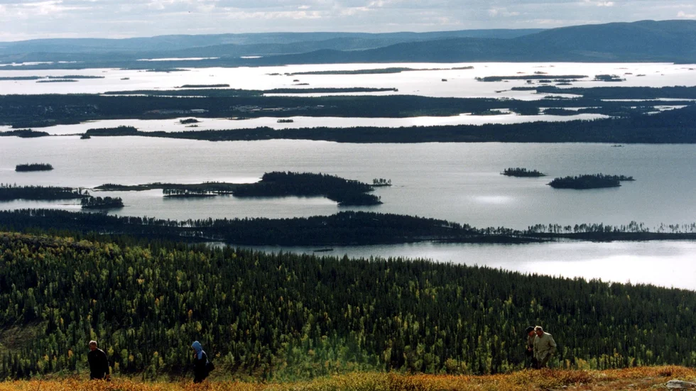 Gammalt flygfoto över Arjeplogsfjällen.
