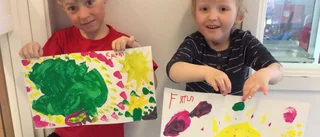 Förskolebarnen ritade och skrev till de äldre