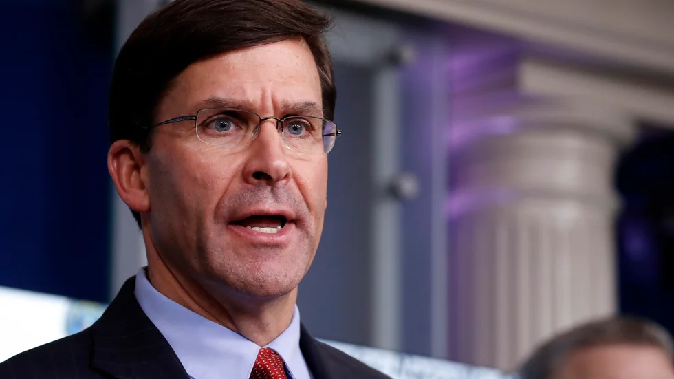 USA:s försvarsminister Mark Esper vill inte se ett militärt ingripande mot demonstranterna. Arkivbild.