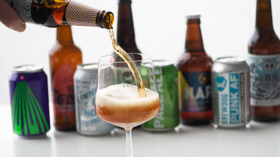 Varför inte passa på och låta den alkoholfria ölen ta lite större plats på årets påskbord? Vi har provat åtta olika sorter.