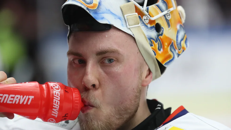 Målvakten Viktor Andrén byter Växjö mot Brynäs. Arkivbild.