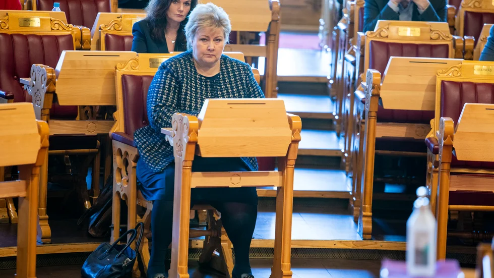 Norges statsminister Erna Solberg har begärt och fått utökade befogenheter av stortinget.