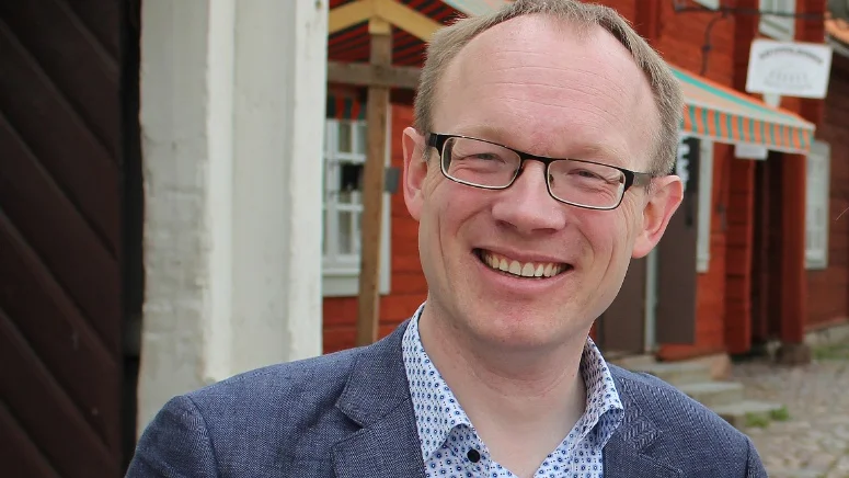 Per Larsson är äldrepolitisk talesperson för Kristdemokraterna i Östergötland.  