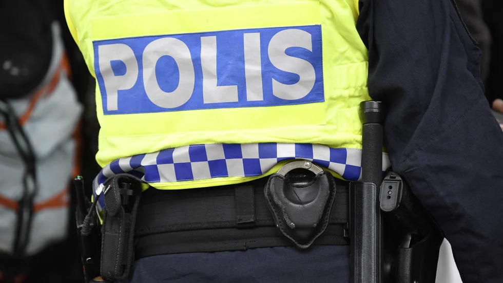  Enligt polisen körde mannen fort på bakhjulet på E4. Något som den åtalade förnekar. Däremot erkänner han olovlig körning. (Arkivbild)