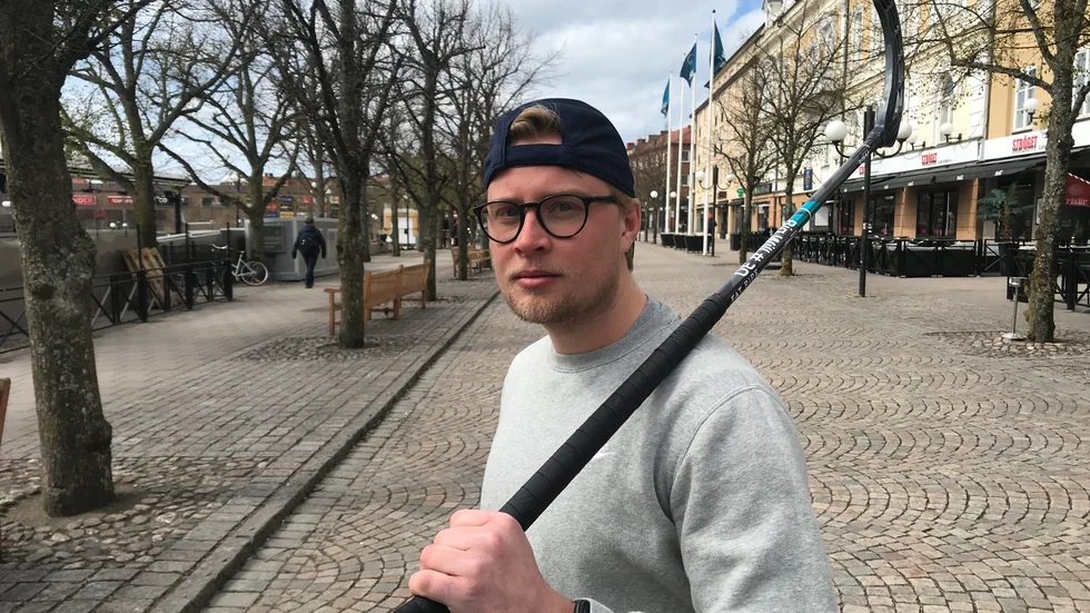 Solfjäderstadens nyförvärv William Larsson ser fram emot motståndarlagen i division 1. Flera lag har han spelat för tidigare, som Berg och Kalmarsund.