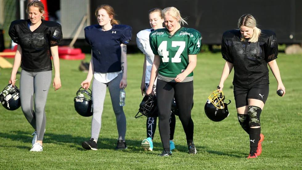 Norrköping Panthers damer ska spela första seriematchen i slutet av augusti.