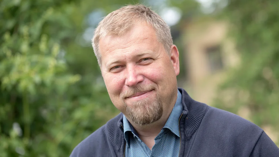 Olle Lundin är professor i förvaltningsrätt vid juridiska institutionen vid Uppsala universitet.
