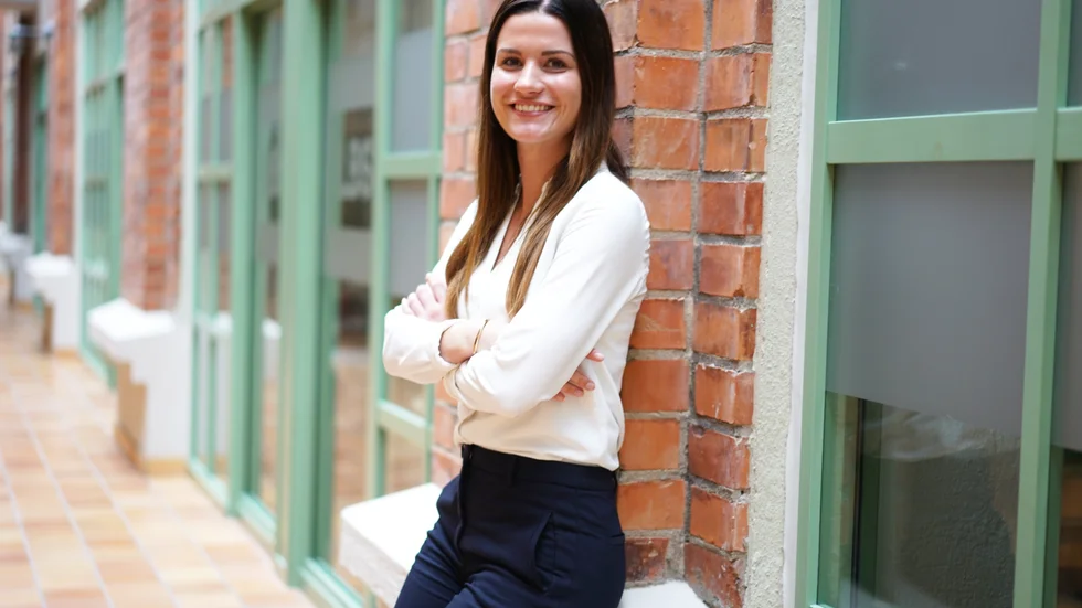 Rebecca Bagge har hittat rätt på ledarsidan efter sin karriär på innebandyplanen. 