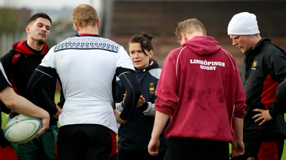 Anna-Lena Swartz är i Portugal på ett unikt rugbysammandrag.