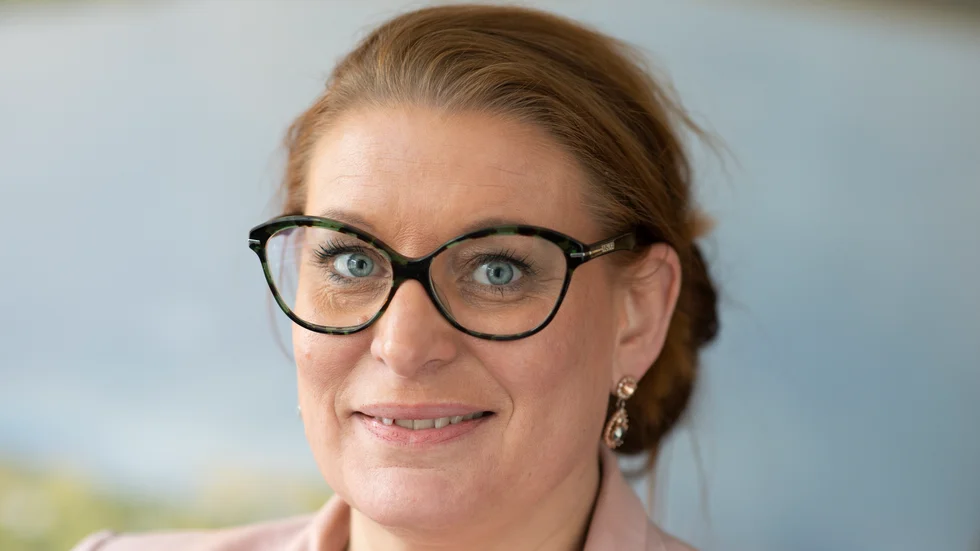 När kriterierna tagits bort kan exempelvis en privat hälsocentral vid kusten ansöka om en servicepunkt i inlandet. 
"Nu behöver man inte hålla sig till samma kommun", säger Linda Frohm (M), regionråd. (Arkivbild)