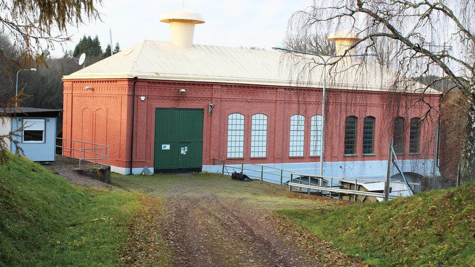 Vid Nykvarns kraftstation vill eleverna vid Björkö friskola ha en gång- och cykelbro. Det skulle dessutom bli en naturskön väg för allmänheten, påpekar de. 