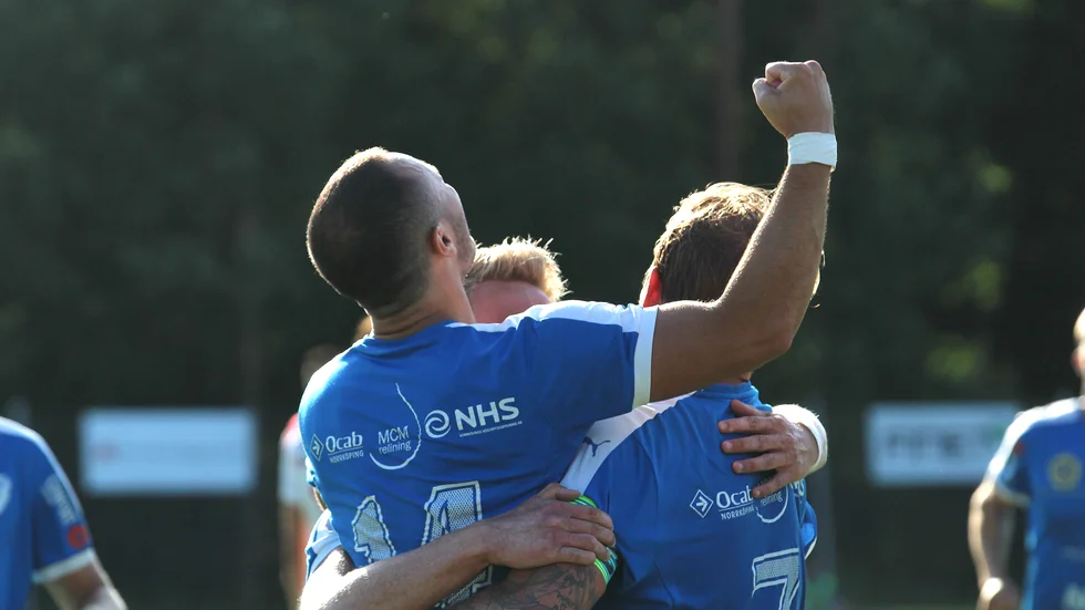 Torstorp har inte fått jubla nämnvärt i årets seriespel – just nu sist i division 3 nordöstra Götaland – men i Östgötacupen ser det desto mera lovande ut. 