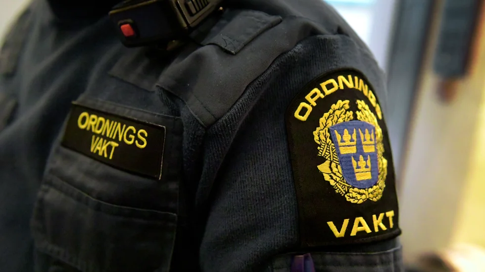 Kvinnan spottade ordningsvakterna i ansiktet när hon ombads lämna nattklubben.