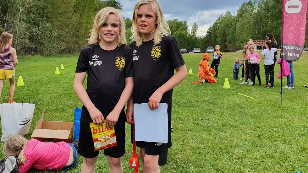 Bröderna Elias och Oscar Rydberg från Stigtomta tillhörde de snabbaste under ungdomsloppen. Till och med Peter Öberg fick kämpa rejält för att hålla undan när han var förlöpare det loppet. 
