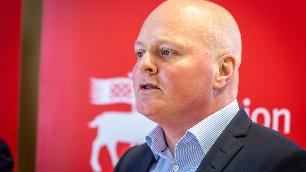 Regiondirektör Peter Lindvall manar till lugn.