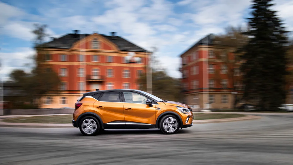 Nya Renault Captur är väl rustad för att möta konkurrensen på flera plan. Men det är hård kamp i detta segment, där mängder av biltillverkare har färska modeller att erbjuda.