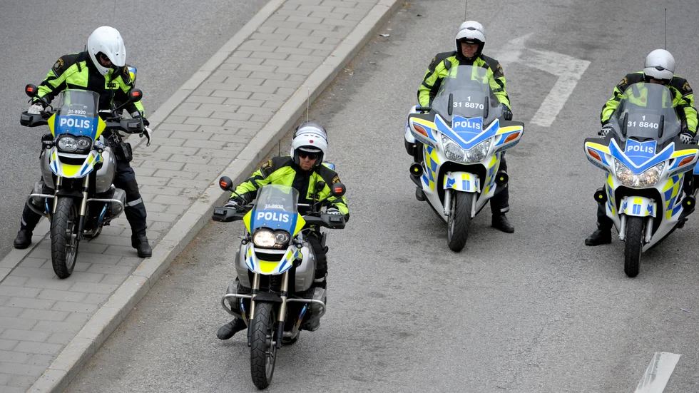 Polisen i Södertälje satsar på motorcykelpoliser beväpnade med automatvapen. Arkivbild.