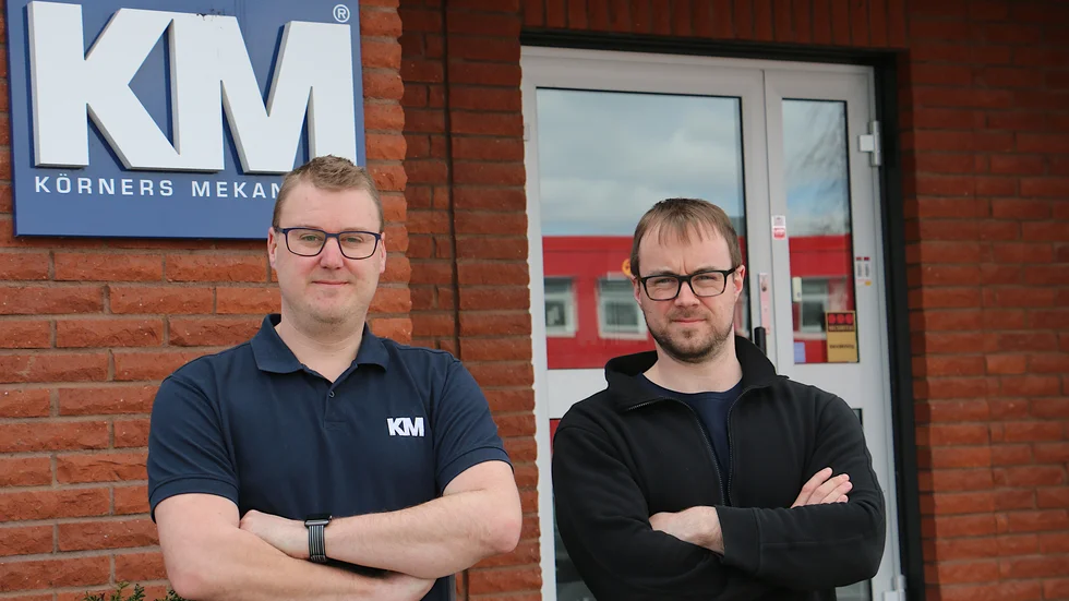 Robin och Henrik Körner berättar att företaget fått en order från USA om delar till en maskin som ska tillverka munskydd.