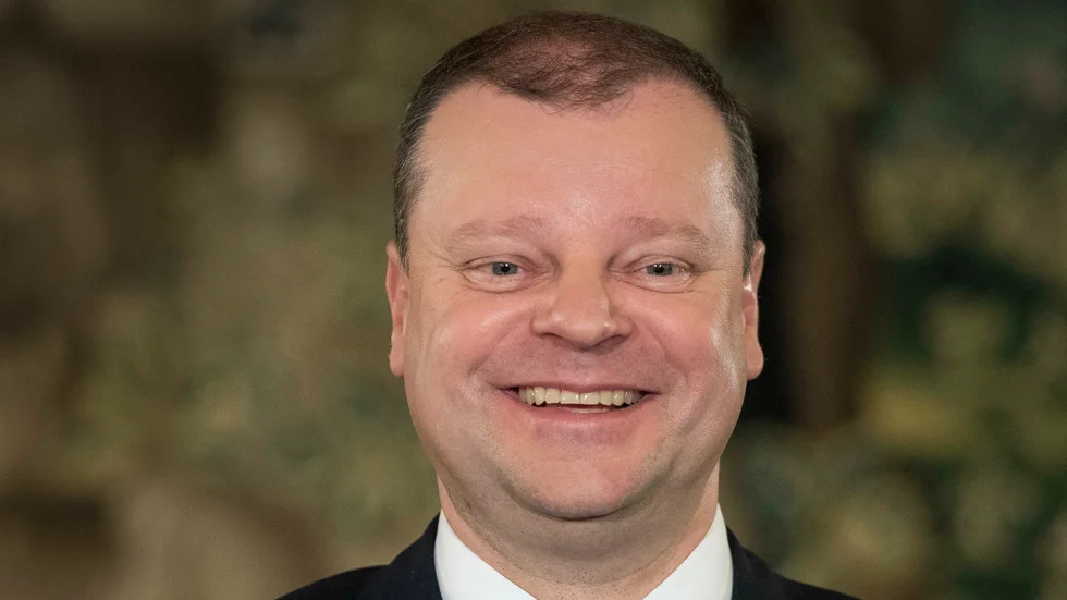 Litauens premiärminister Saulius Skvernelis har kommit överens med grannländerna om att öppna gränserna för varandras medborgare. Arkivfoto.