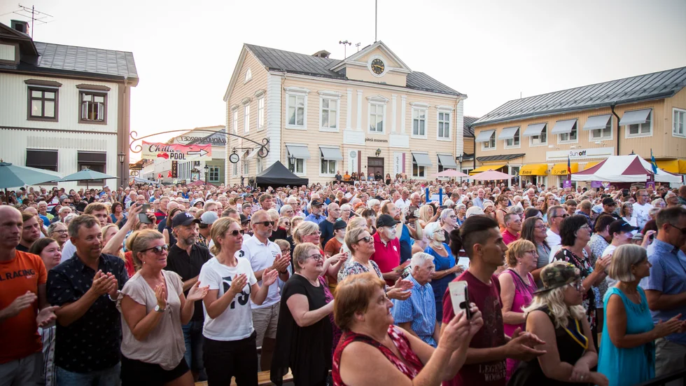 Även om festivalen ställs in har PDOL förhoppningen om en alternativ festival - utspridd över hösten, vintern och våren.