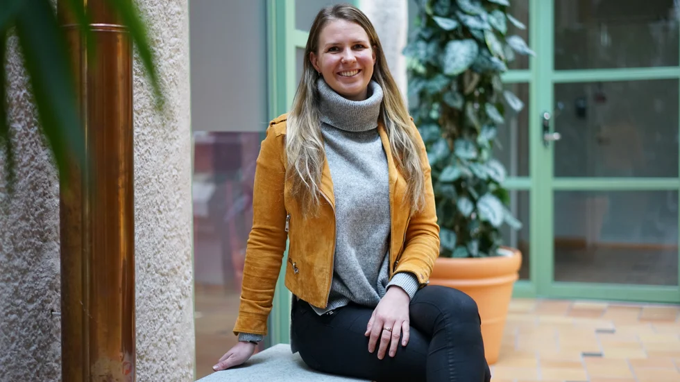 Emmie Ekdahl har på några år tagit sig från nybörjare i padel till landslagsspelare och EM-bronsmedaljör. 