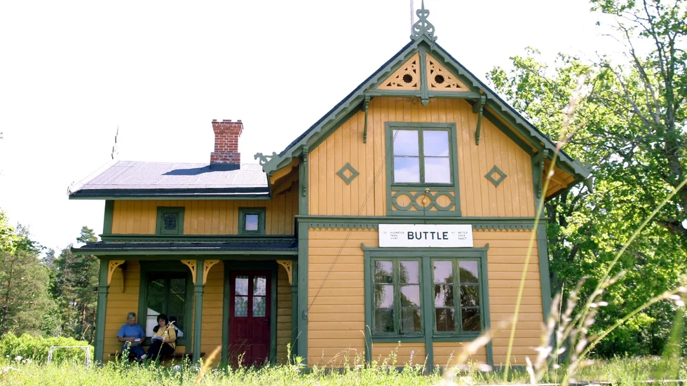 Buttle station med all sin snickarglädje.