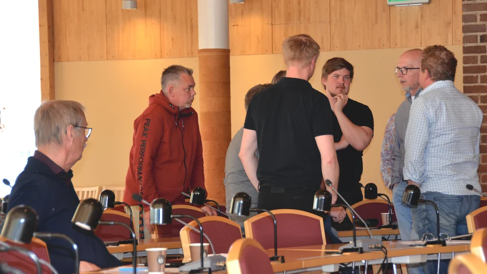 Delar av oppositionen i en paus.
