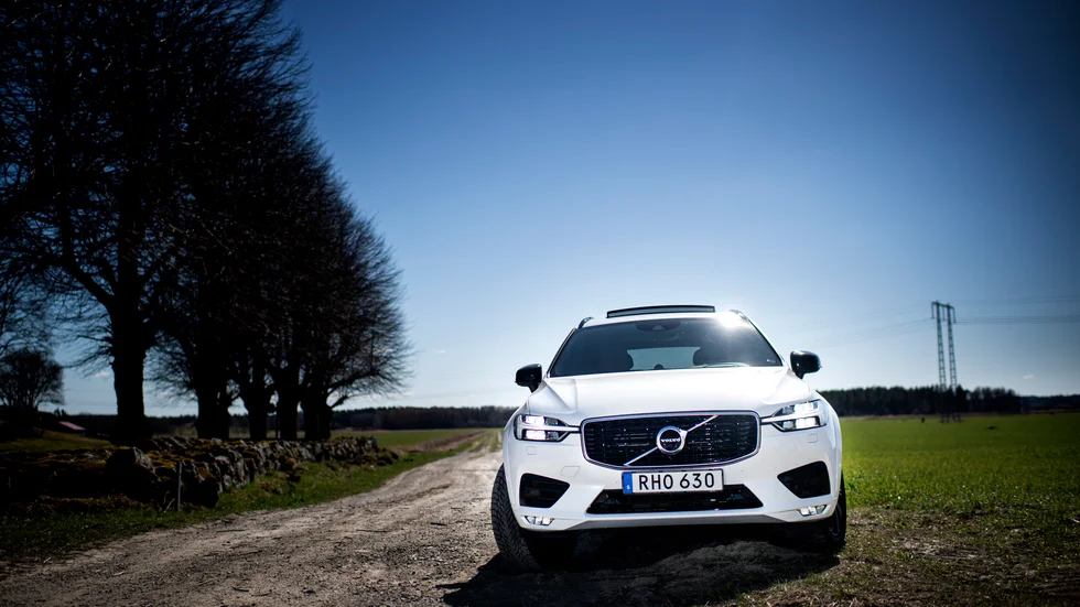 XC60 kom i sitt nuvarande utförande 2017. Nyheten för stunden är att vissa av bensin- och dieselmotorerna finns i mildhybridutförande.