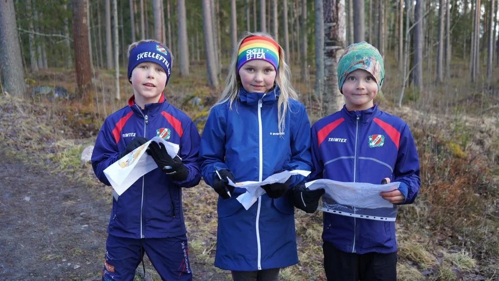 Åke Vestermark, Nellie Geijer, Valter Önnerlöv är tre ungdomar som orienterar i coronatider.